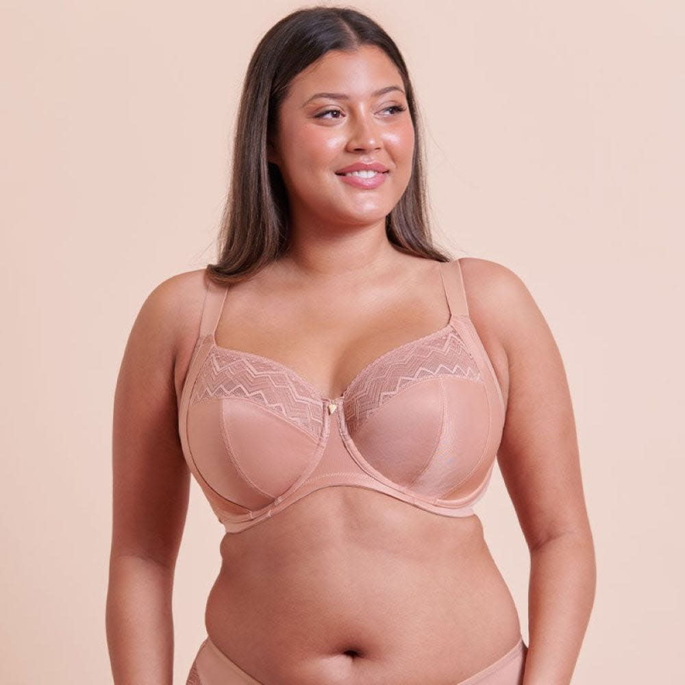 Spotlight Full Cup Side Support Bra