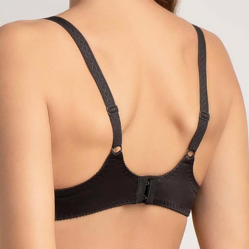Louise Plunge Bra