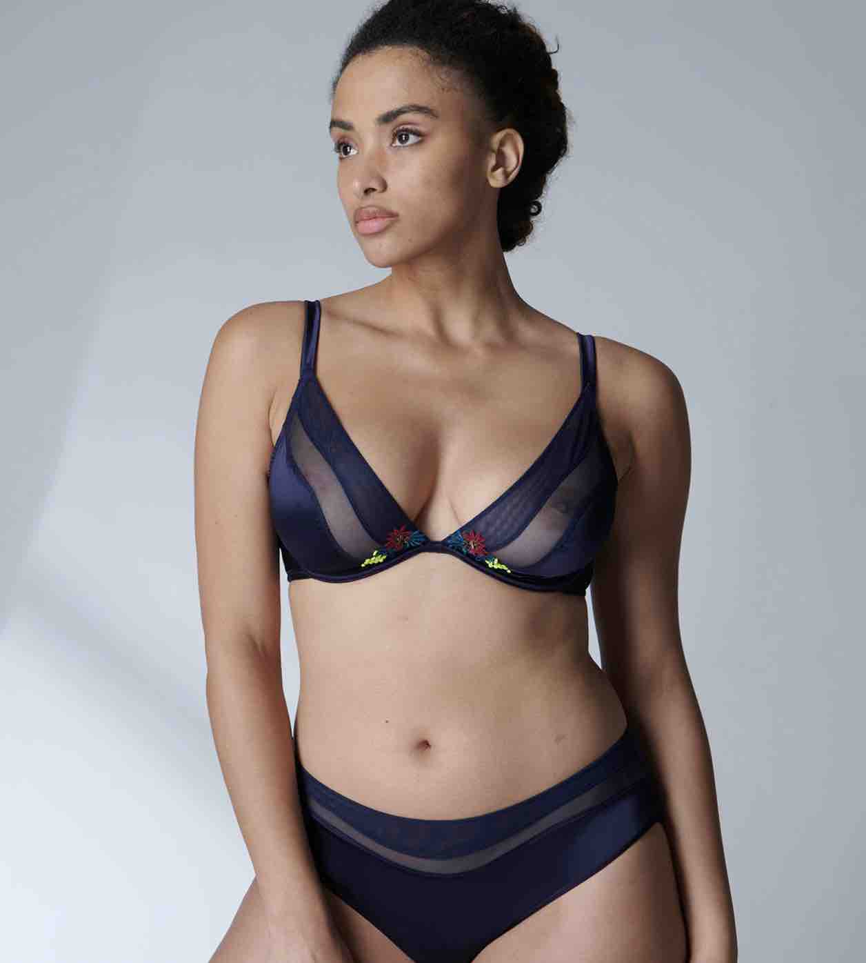 Elsa Wired Triangle Bra