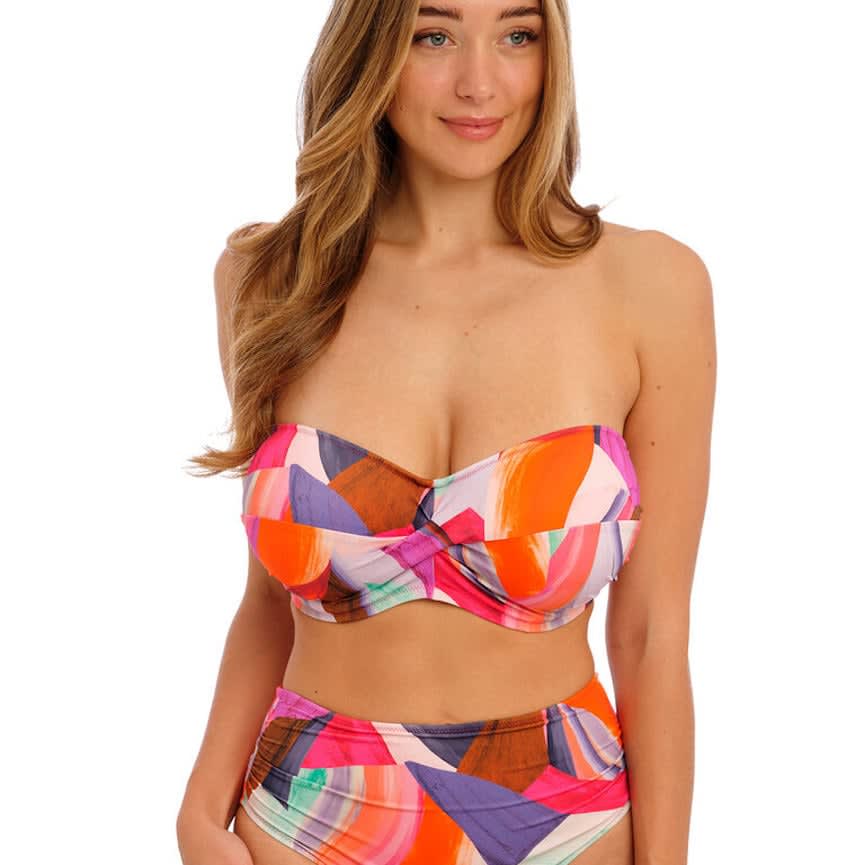 Aguada Beach Twist Bandeau Bikini Top
