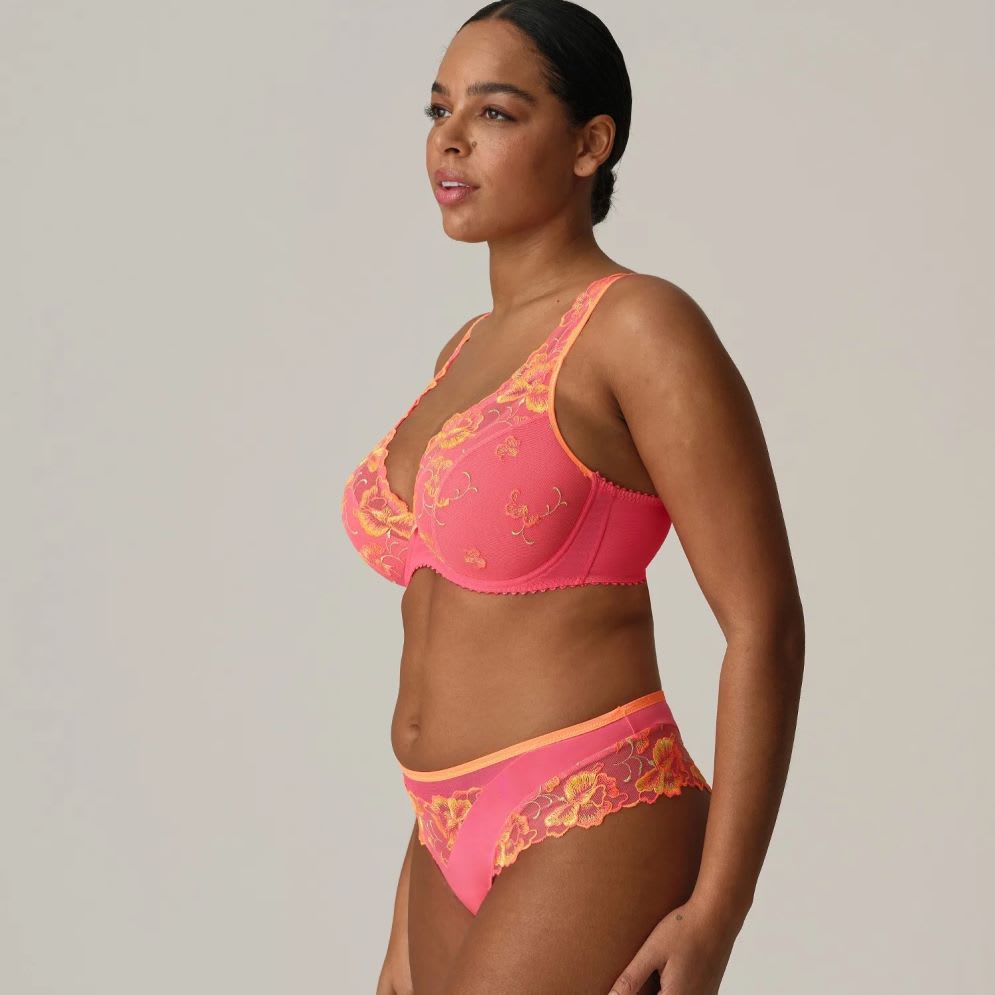 Devdaha Half Padded Plunge Bra