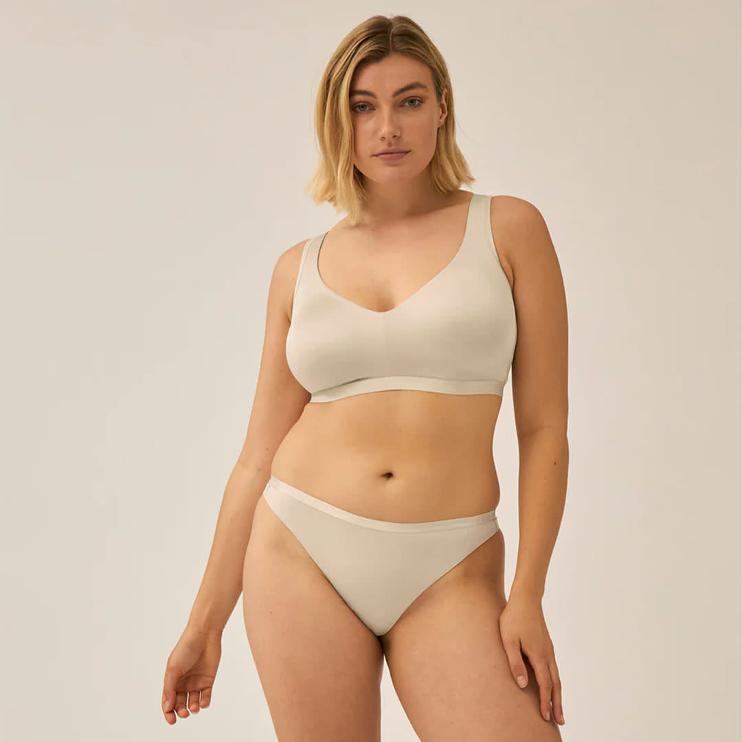 Thursday Wirefree Seamless Moulded Minimiser Bra