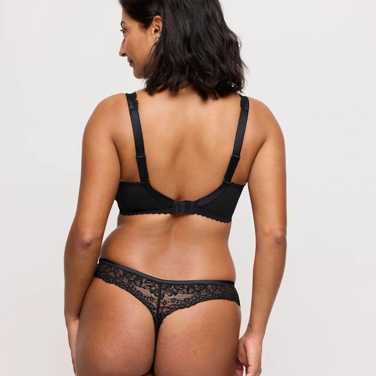 Shimla Vertical Seam Balcony Bra