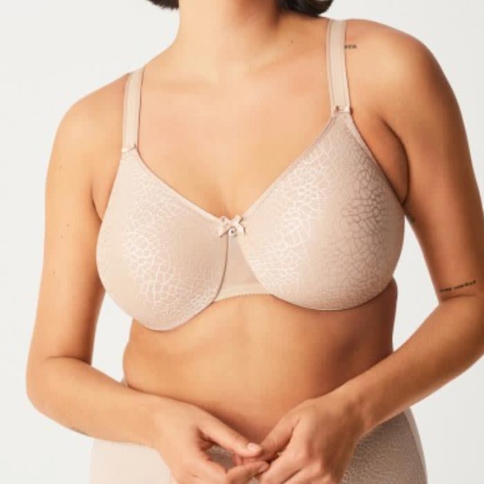 C Magnifique Moulded Minimiser