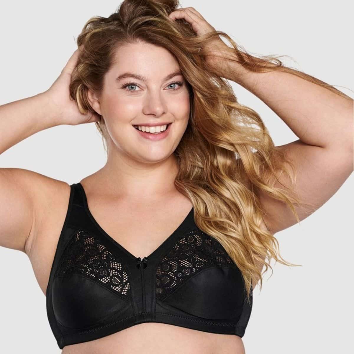 Plus Size Bra with Padded Straps