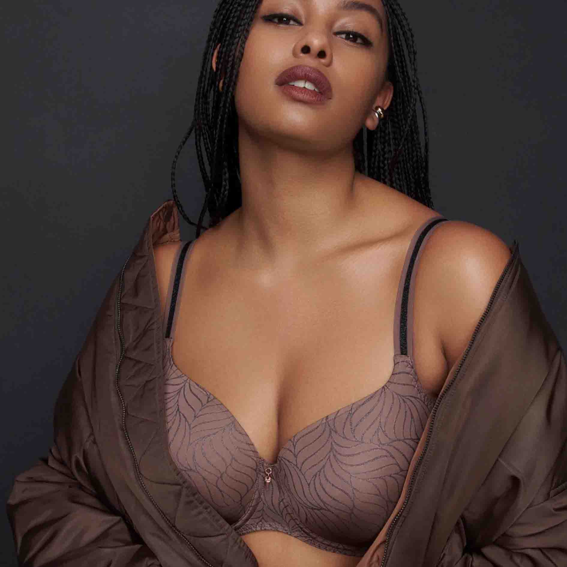 Ajusco Heart Shape Bra