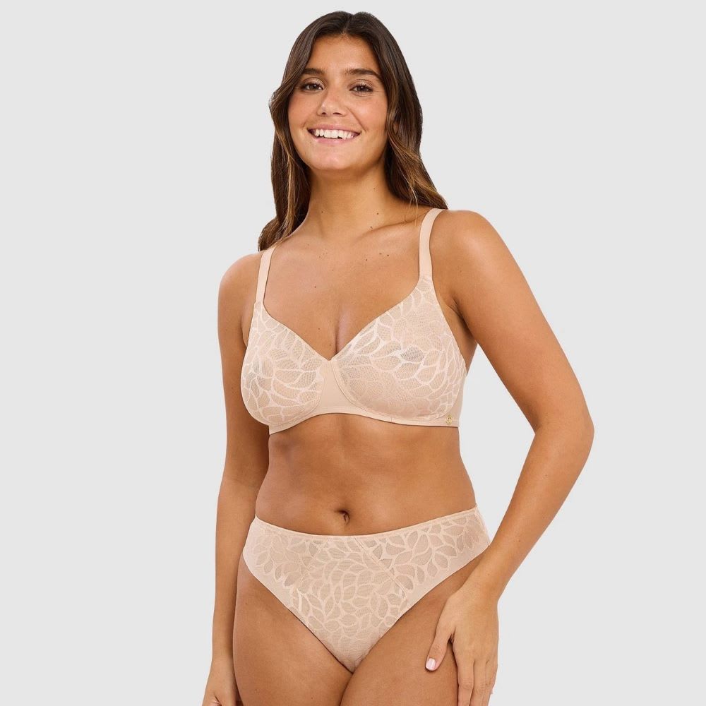 Perfect Curves Seamless Wirefree Moulded Bra