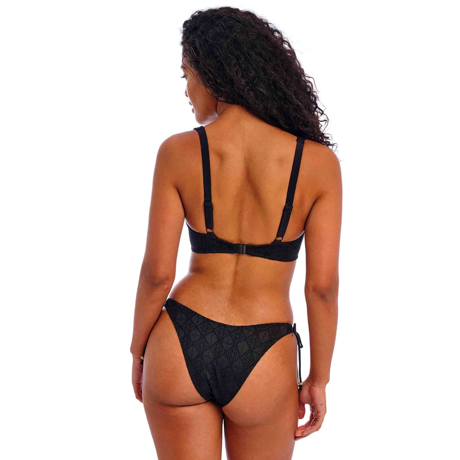 Nomad Nights High Apex Bikini Top
