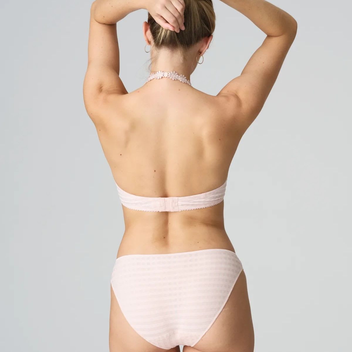 Avero Non Padded Full Cup Seamless Bra